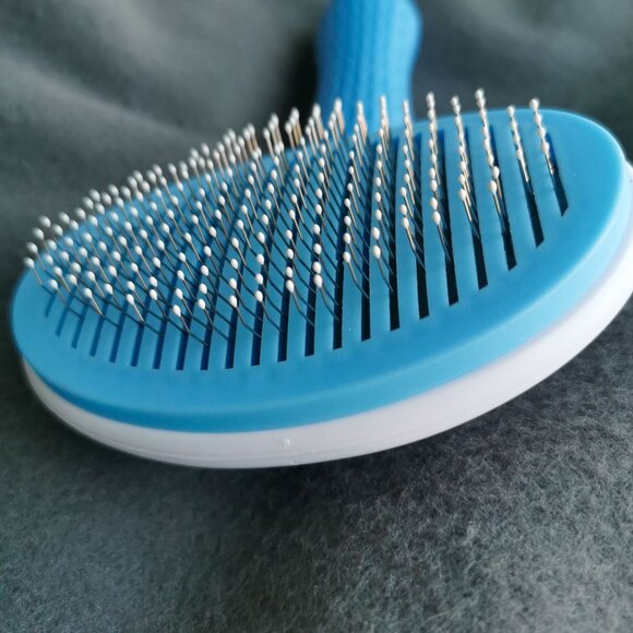 Pet Grooming Brush Push-Button Self-Cleaning Comb for Dogs Cats - Picture 3 of 5